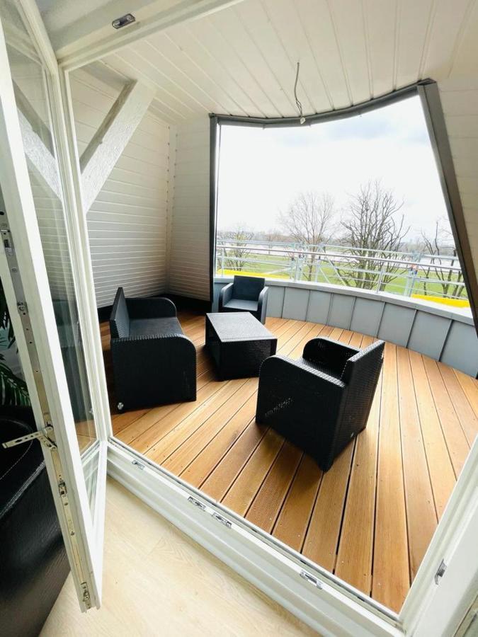 Luxury Rooftop Loft With River View 10Min To City Apartment Dusseldorf Exterior photo